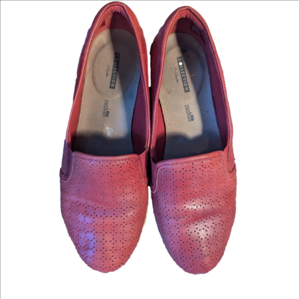 Clarks shoes women's brown leathers flats size 9 wide eyelet cutout design